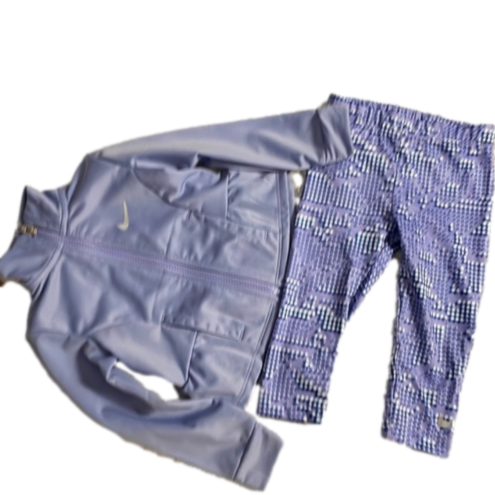 NIKE Sweatsuit NWOT Size 2T - Picture 1 of 13